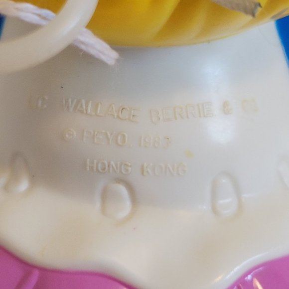 Vintage Smurfs 1980's Wallace Berrie PEYO Pull String Talking Smurfette. - Picture 4 of 5